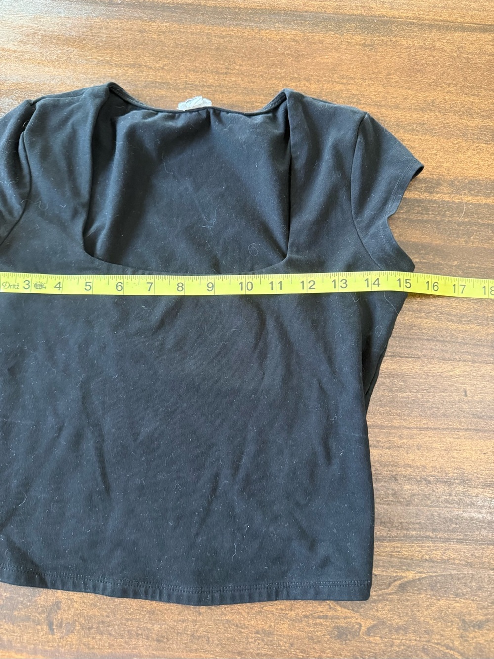 Garage Black Square Scoop Crop Top - Picture 6 of 6